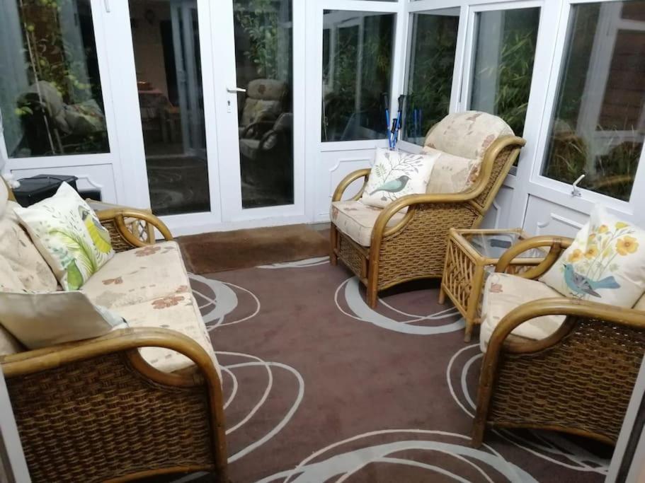 Welsh Miners Cottage Four Bedroom House Treherbert Ngoại thất bức ảnh