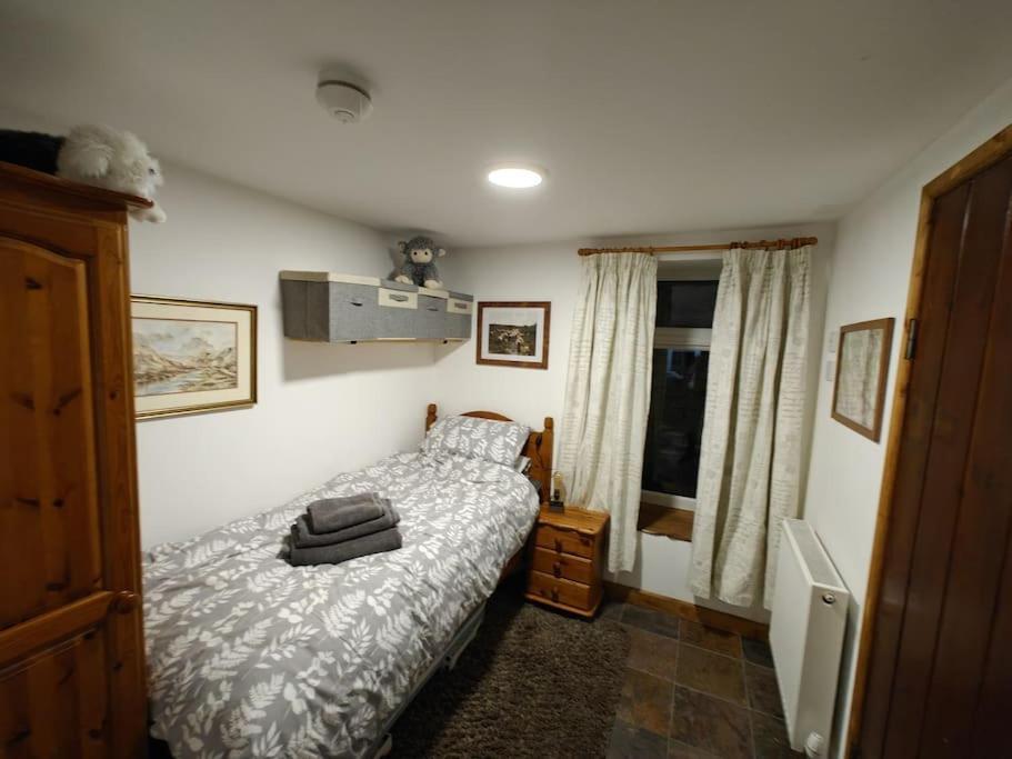 Welsh Miners Cottage Four Bedroom House Treherbert Ngoại thất bức ảnh